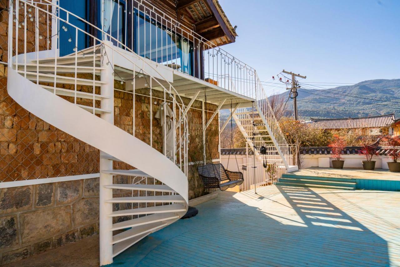 玉龙白沙普宿客栈 Lijiang  Exterior photo